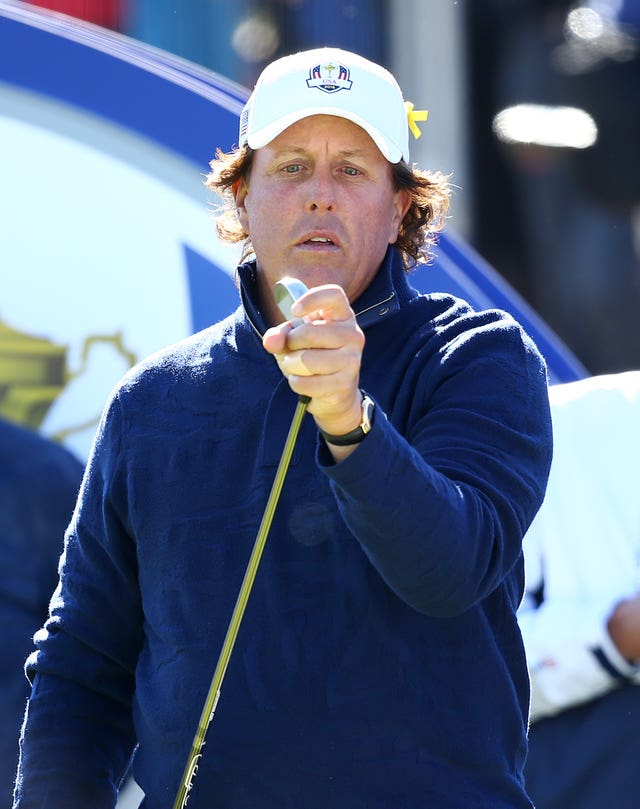 Mickelson brought his poor form to Le Golf National and was dreadful in his one appearance before the singles.