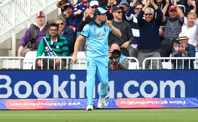 Chris Woakes quietens the Pakistan fans after taking a catch
