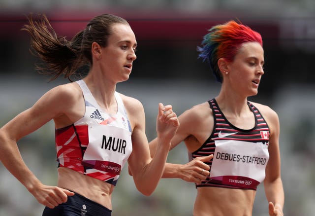 Laura Muir comfortably progressed into the 1500m semi-finals