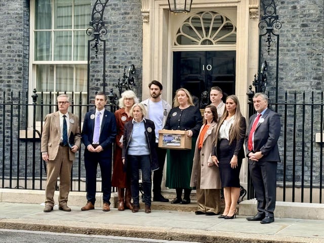 Mull of Kintyre Chinook crash families outside 10 Downing Street
