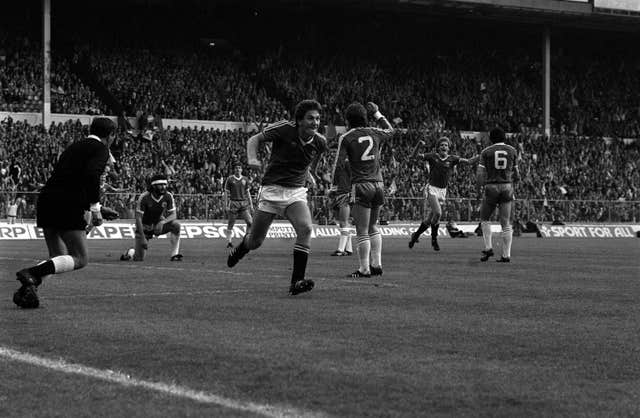 Norman Whiteside, centre, also scored in the final against Brighton (PA)