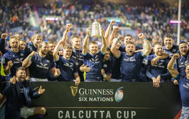 Scotland lift the Calcutta Cup