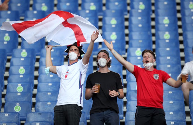 Expat England fans make journey to Rome for Euro 2020 quarter-final with Ukraine PLZ Soccer Expat England fans make journey to Rome for Euro 2020 quarter-final with Ukraine PLZ Soccer