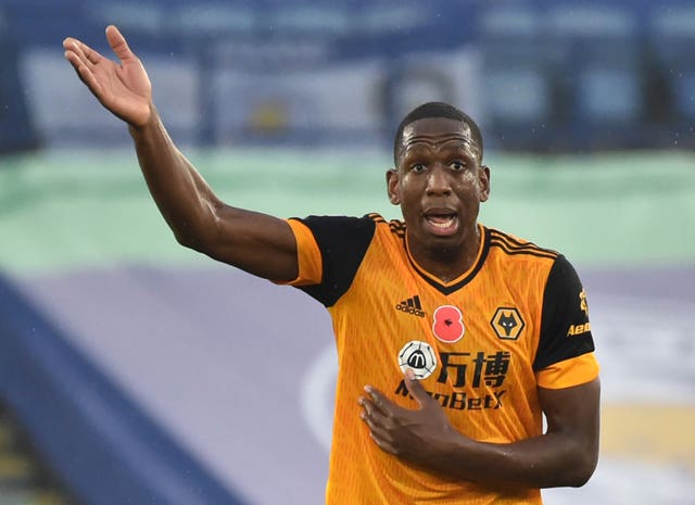 Willy Boly appeals during the match against Leicester 