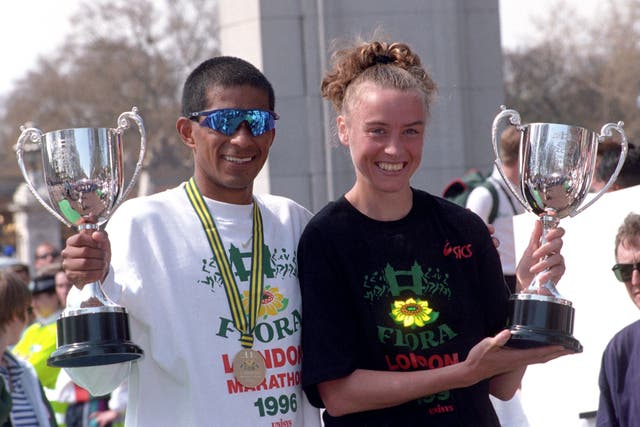 Mexico's Dionicio Ceron (left) and Britain's Liz McColgan hold their trophies after winning the 1996 elite men's and women's races 