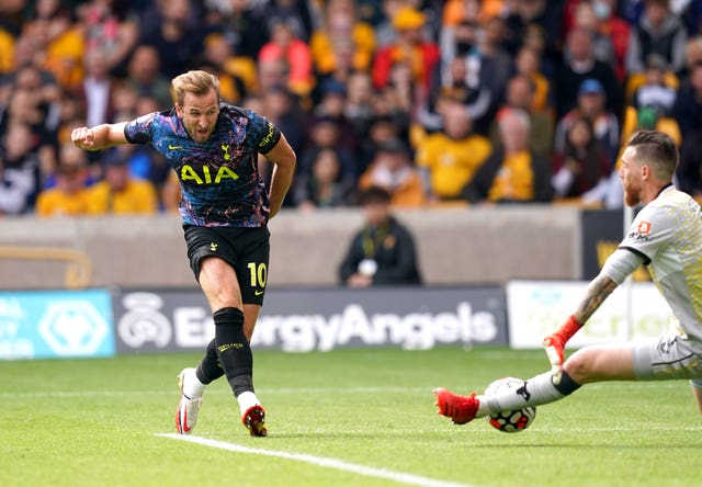 Harry Kane in action against Wolves