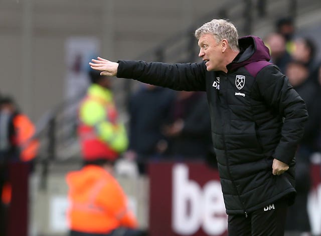 David Moyes has expressed concerns about the weather ahead of his side's trip to Swansea