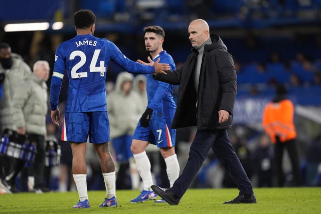 Enzo Maresca greets his players