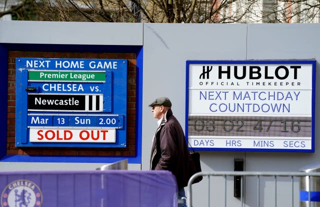Chelsea's sale is on hold after Abramovich was sanctioned