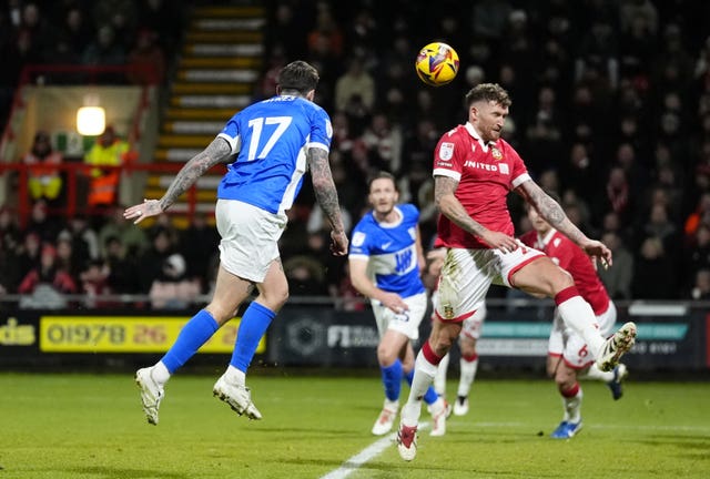 Lyndon Dykes scores Birmingham’s first goal of the game