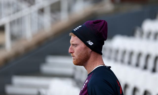 Ben Stokes will not bowl at the Oval due to a shoulder problem