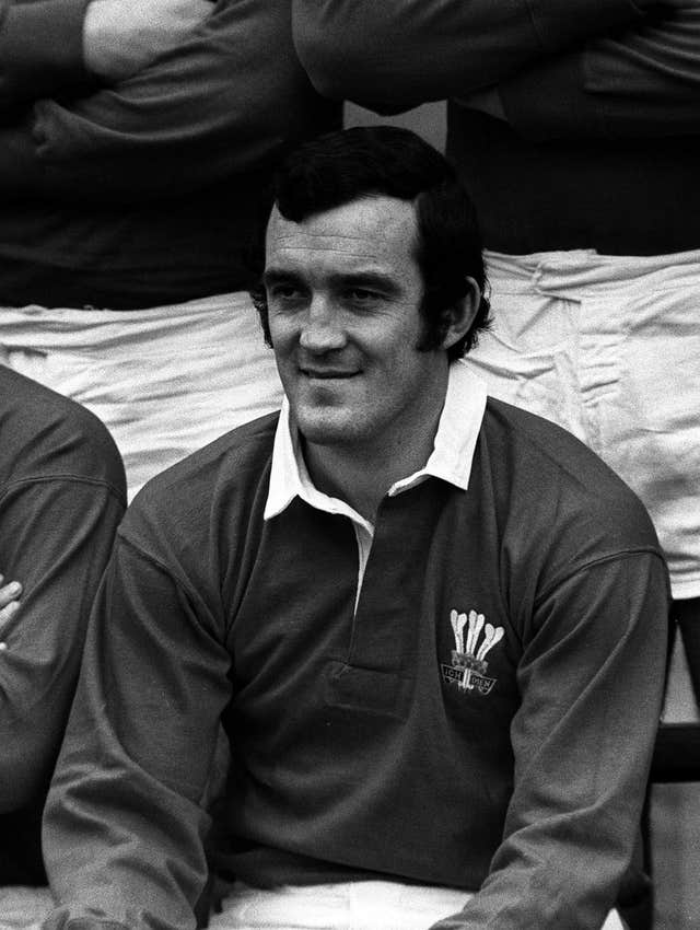 Phil Bennett