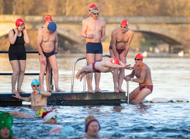 Christmas Serpentine swim 2019