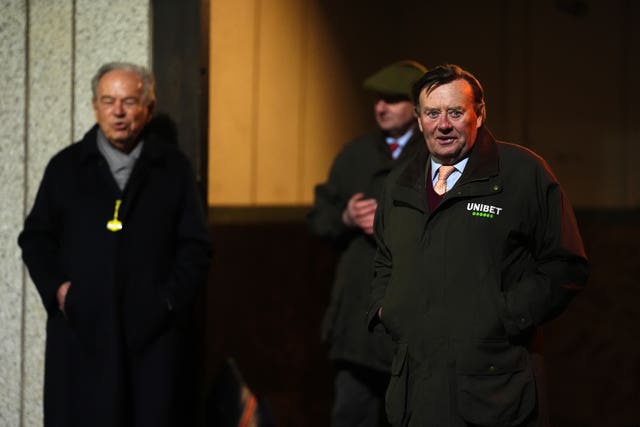 An anxious Nicky Henderson with owner Michael Buckley before Constitution Hill's run