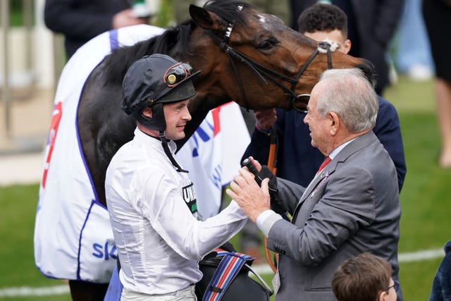 Michael Buckley with Constitution Hill and Nico de Boinville at Cheltenham