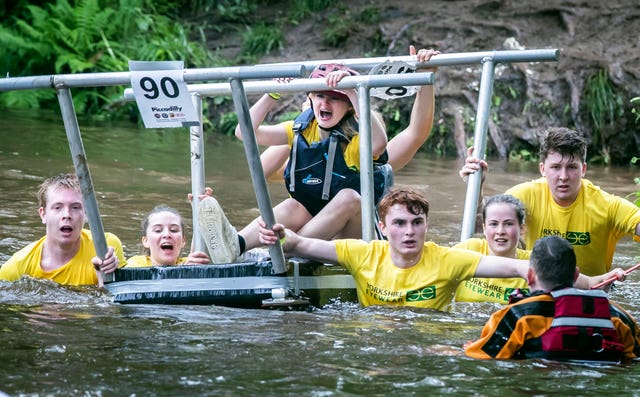 Great Knaresborough Bed Race