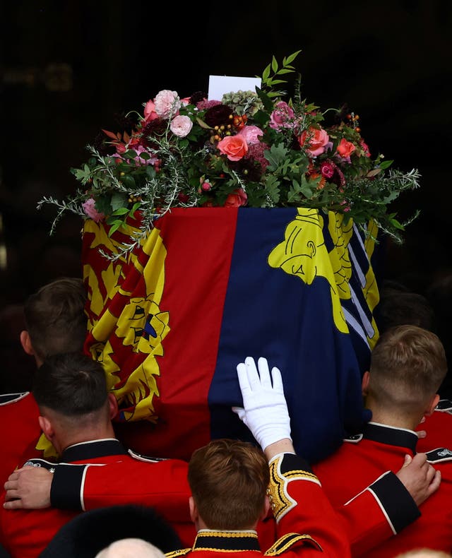 The coffin arrives at the state funeral 