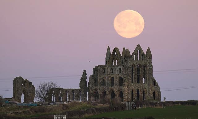 First full moon of 2022