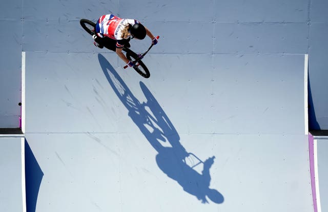 Charlotte Worthington in action
