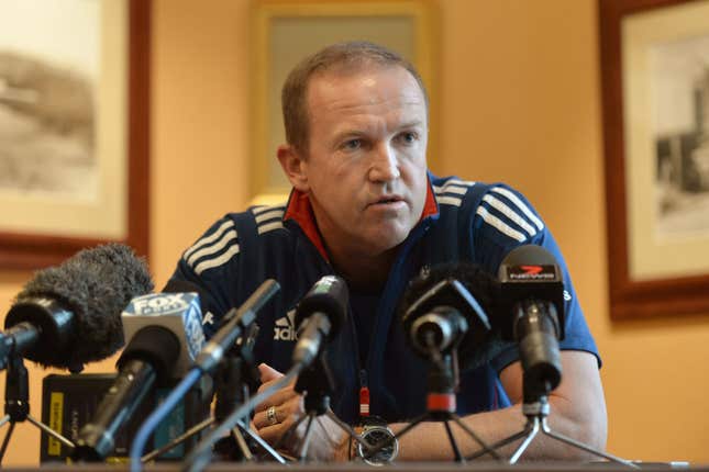 Cricket – The Ashes 2013-14 – Third Test – Australia v England – England Press Conference – Intercontinental Hotel