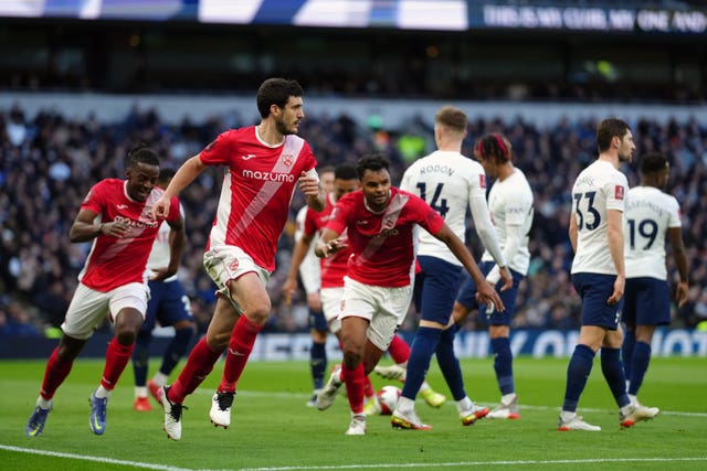 Harry Winks says sloppy Spurs made Morecambe tie ‘as difficult as possible’ PLZ Soccer Harry Winks says sloppy Spurs made Morecambe tie ‘as difficult as possible’ PLZ Soccer