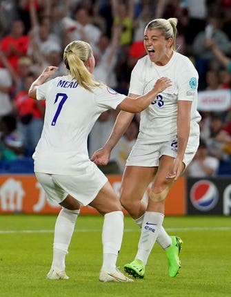 England's Alessia Russo celebrates scoring with Beth Mead