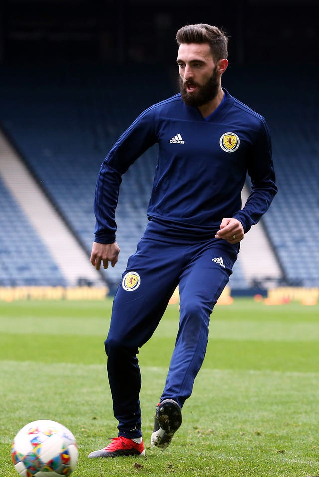 Aberdeen captain Graeme Shinnie looks set to play