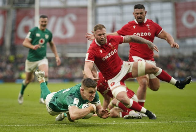 Ireland v Wales
