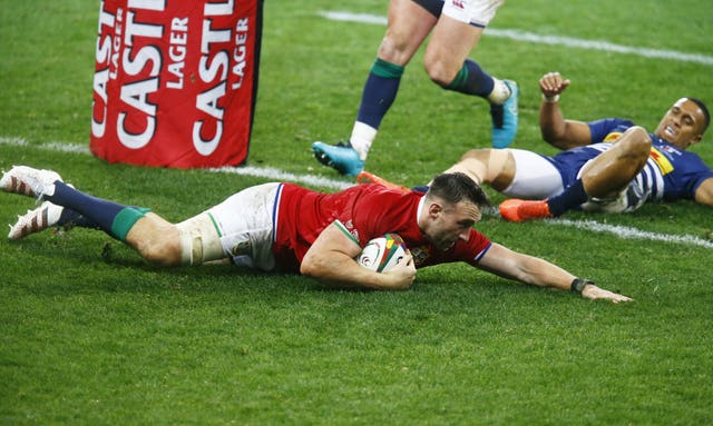 Jack Conan scores a try against the Stormers