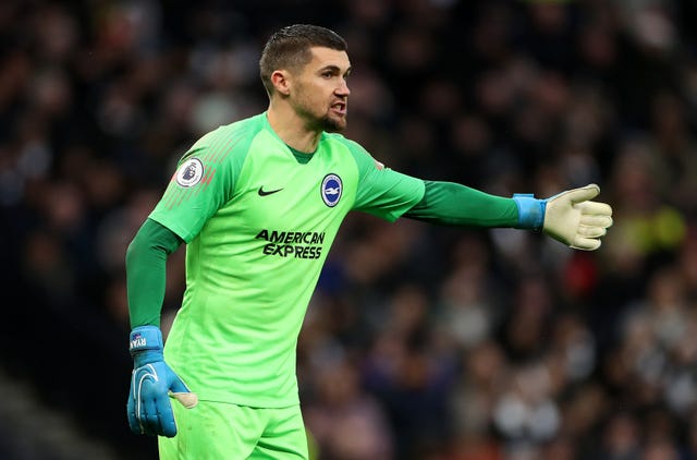 Mat Ryan joins Arsenal on loan from Brighton PLZ Soccer Mat Ryan joins Arsenal on loan from Brighton PLZ Soccer