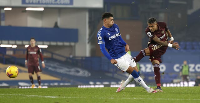 Raphinha opens Leeds account with late winner at Everton