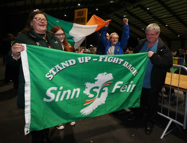 Sinn Fein supporters