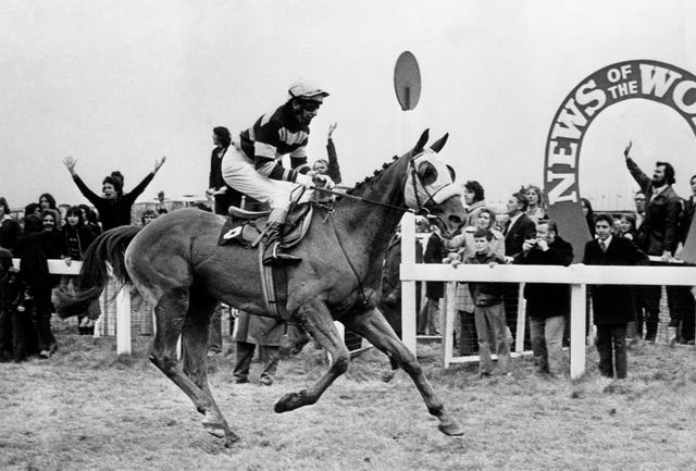 L’Escargot and Tommy Carberry won the Grand National in 1975