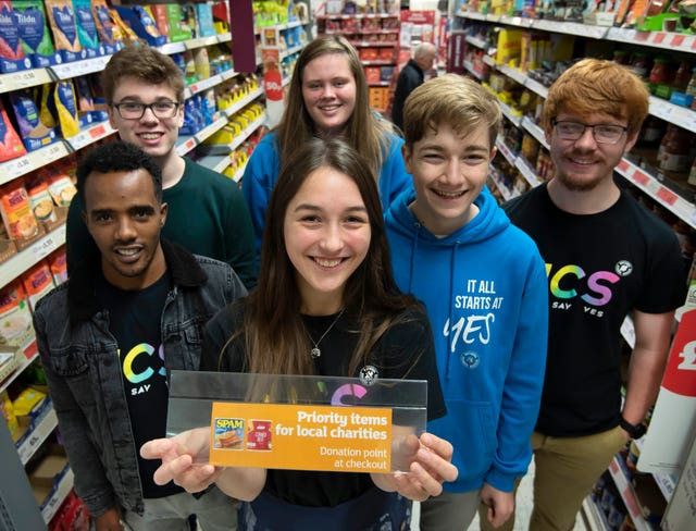 Food donation label team