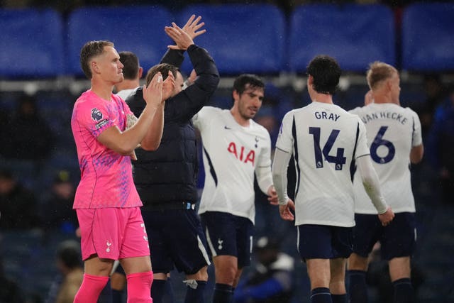 Tottenham players celebrate