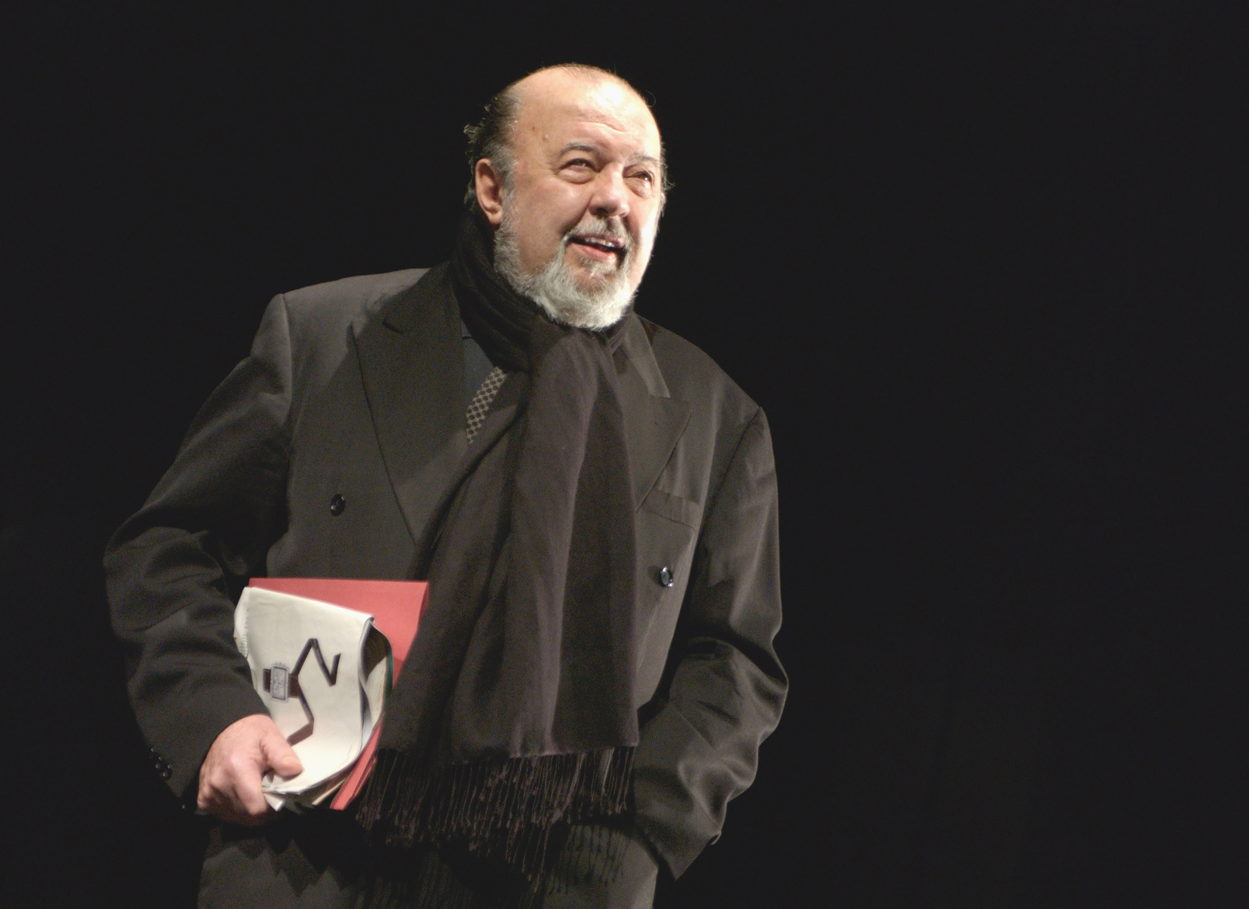 Royal Shakespeare Company founder Peter Hall dies, aged 86