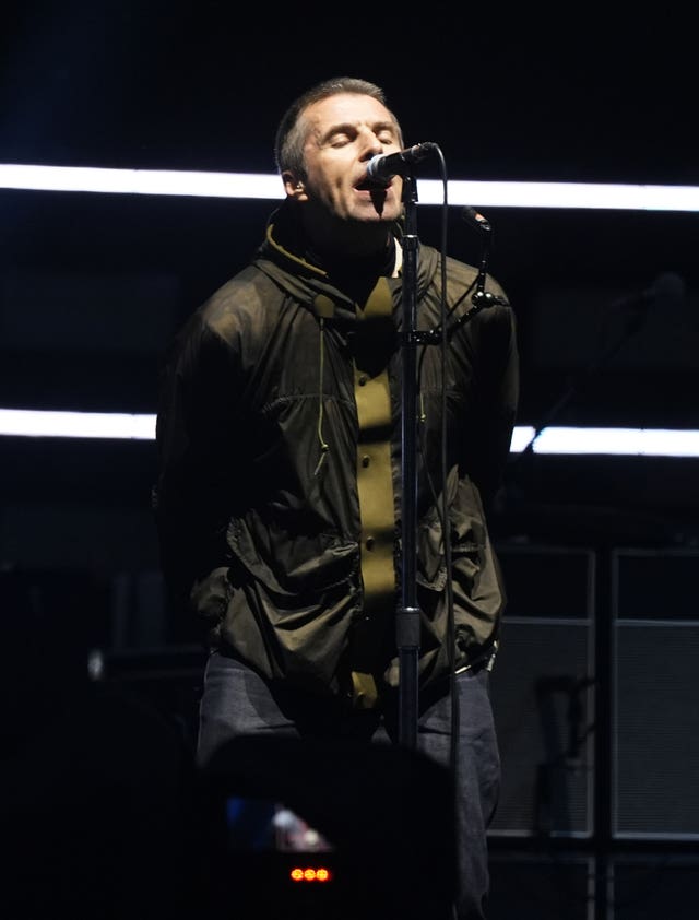 Oasis reunion