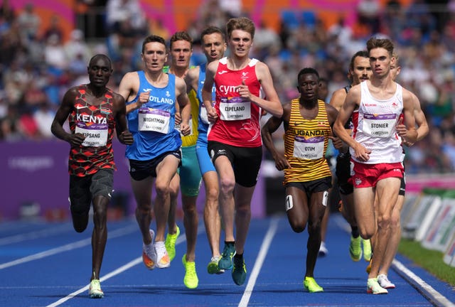 Jake Wightman, second left, during his heat