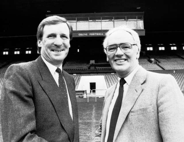 Jack McGinn, right, with Celtic manager Billy McNeill in 1987