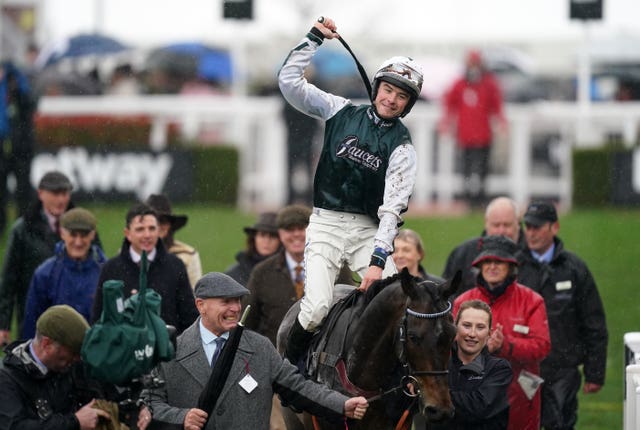 L’Homme Presse sparked joyous scenes at Cheltenham