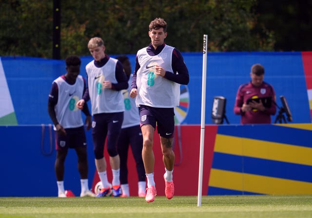 England Training – Spa & Golf Resort Weimarer Land – Thursday June 13th