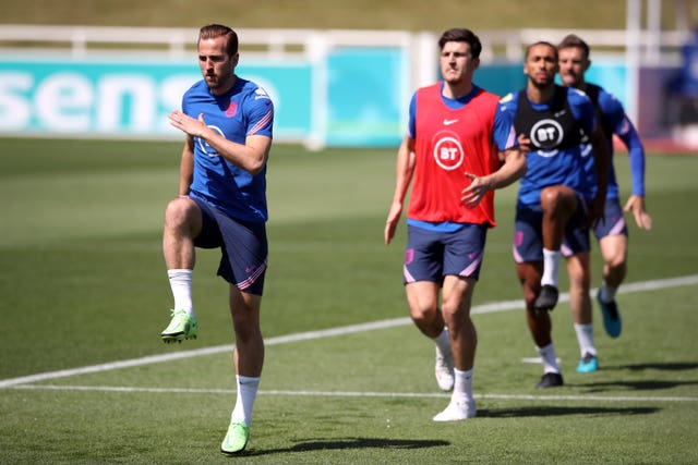 Captain Harry Kane says he is not undroppable as England focus on Scotland tie PLZ Soccer Captain Harry Kane says he is not undroppable as England focus on Scotland tie PLZ Soccer