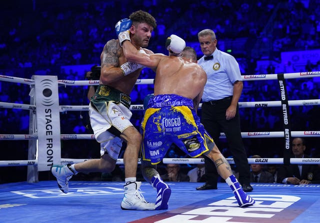 Warrington flew out the blocks during the early rounds