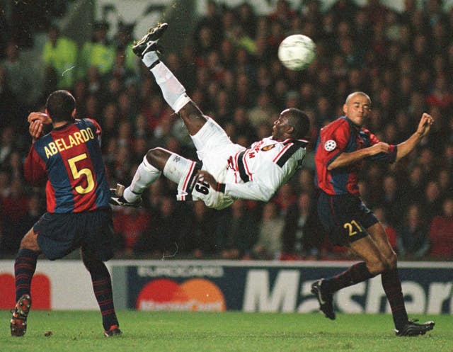 Man Utd/Barcelona Yorke shoots