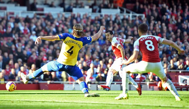 Henrikh Mkhitaryan made it 2-0 for Arsenal after 17 minutes