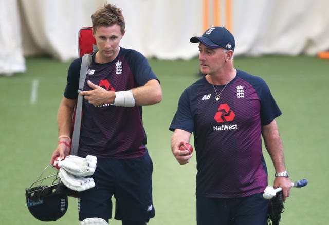 Batting coach Graham Thorpe (right) has urged England to play with confidence