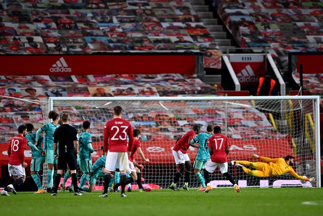 Bruno Fernandes (left) fires Manchester United to a 3-2 FA Cup fourth round victory over Liverpool