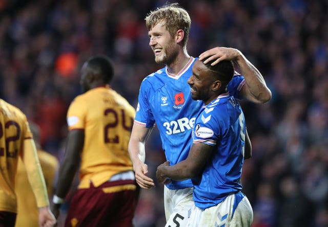 Filip Helander and Jermain Defoe both scored in Rangers' win over Motherwell 