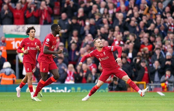 Jordan Henderson celebrates