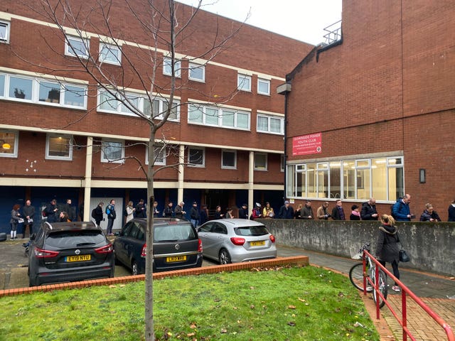Polling station queue